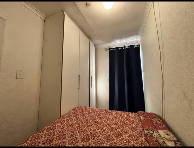 5 BEDROOM HOUSE FOR SALE IN RUSSELS REST